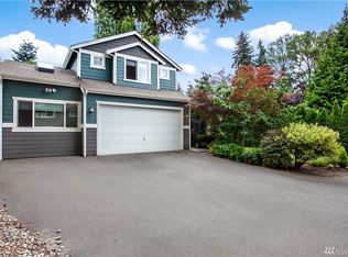 7513 NE 195th St, Kenmore, WA 98028