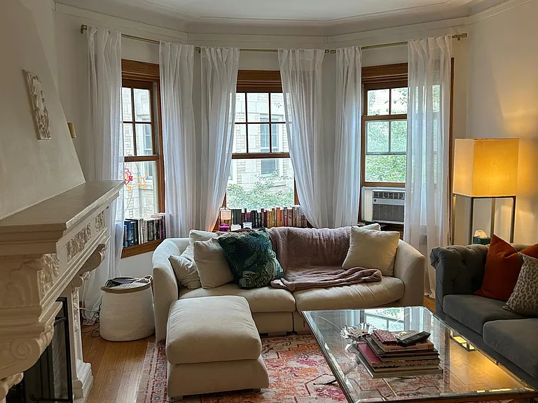 540 W Brompton Ave #2S — Photo 2