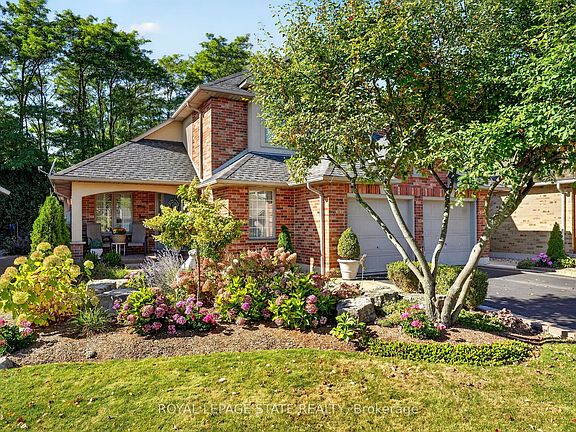 3rd image of 39 Bellstone Ln