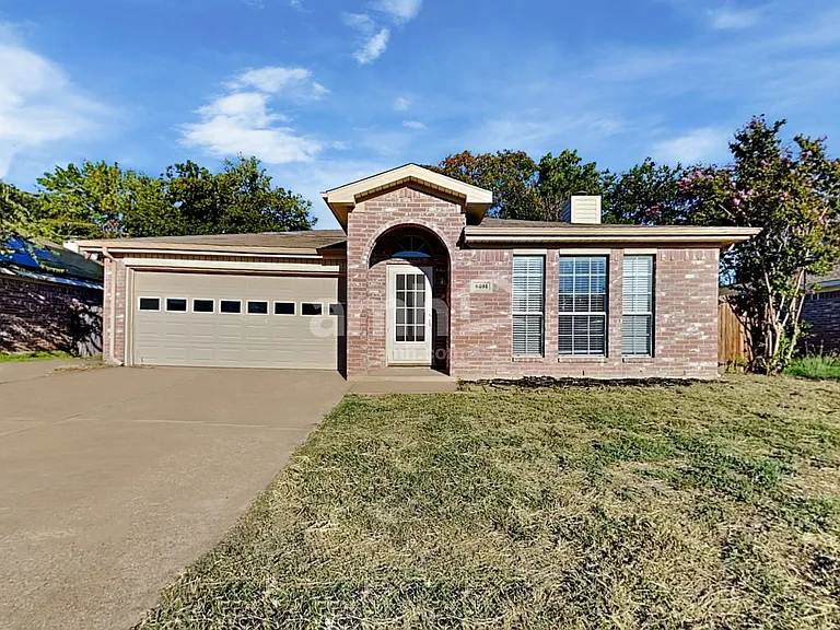 6404 Fern Meadow Dr — Photo 1
