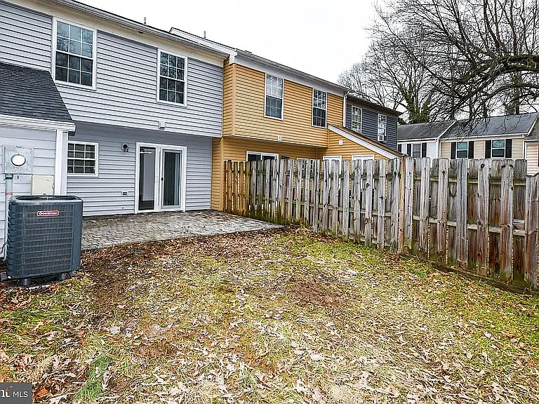 3705 Kempsford Field Pl — Photo 3