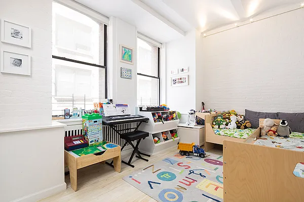 Sold by Tabak Real Estate | media 13