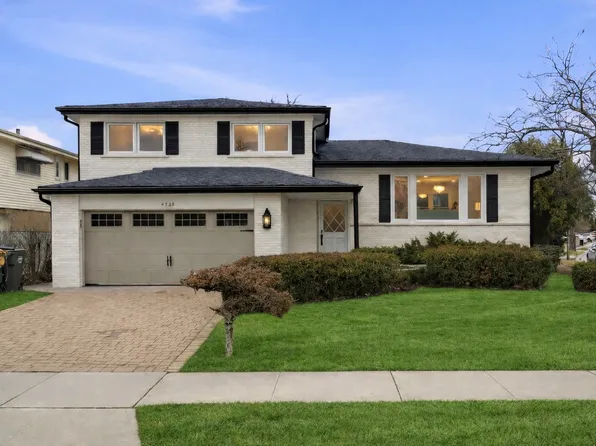 9248 N Maryland St, Niles, IL 60714