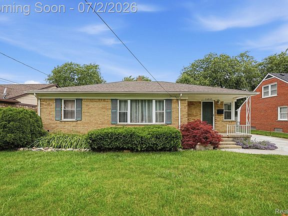 3rd image of 14845 Shirley Ave