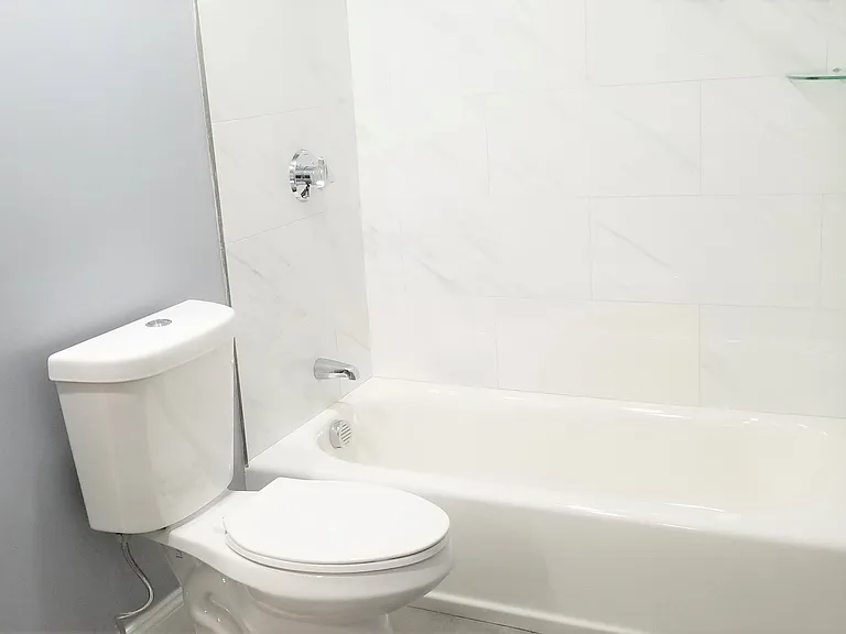 32-34 Salem St #3 — Photo 13