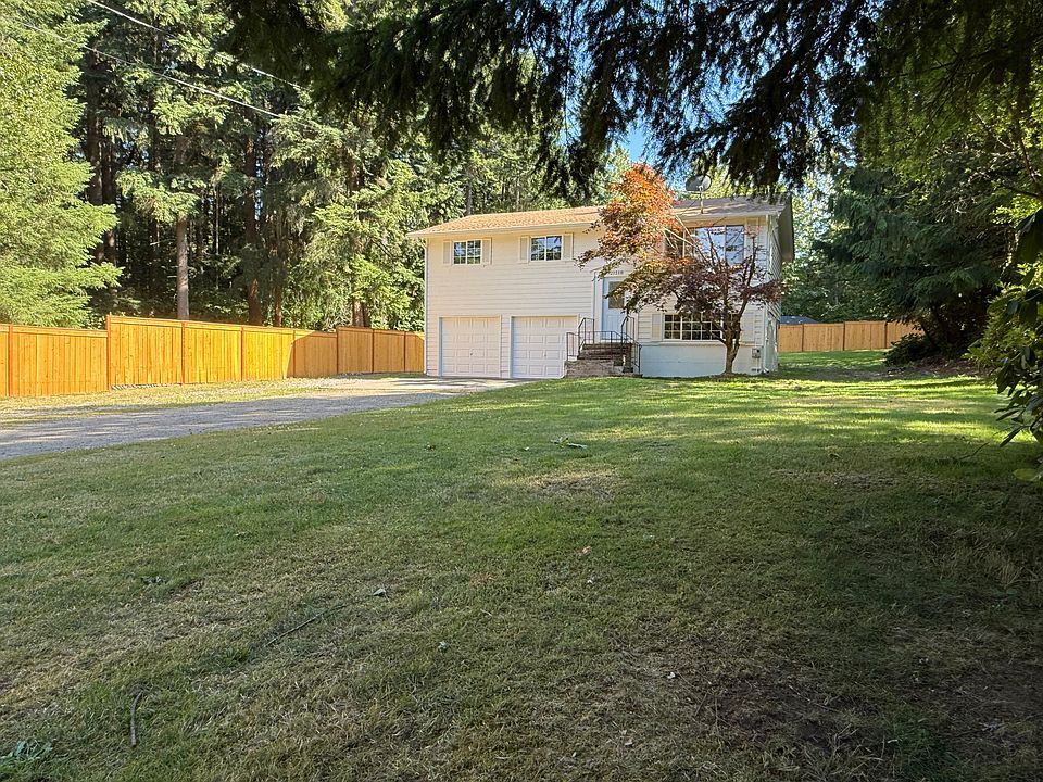 1st image of 21518 123rd St E