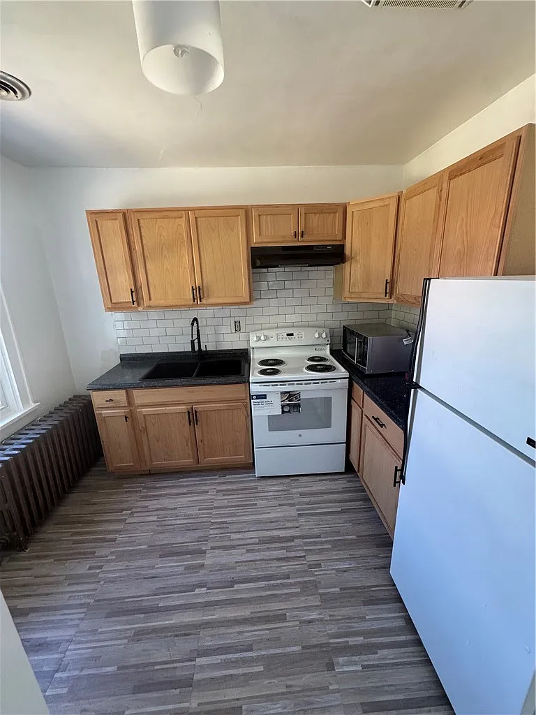1 bed, $1,500 — Photo 2