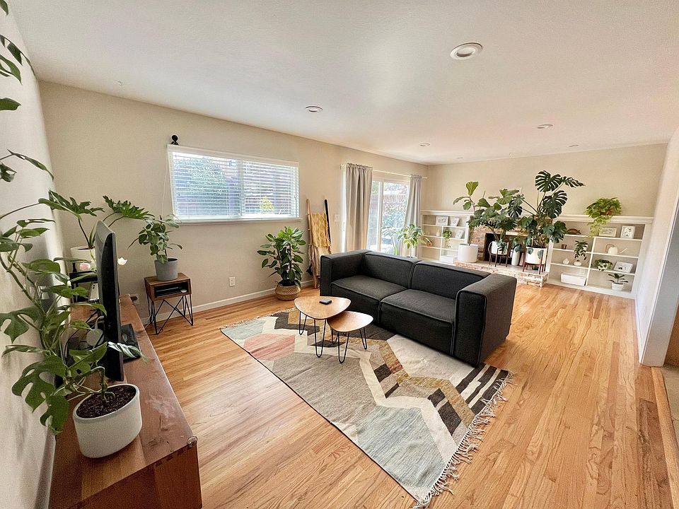 1st image of 418 Purisima Ave