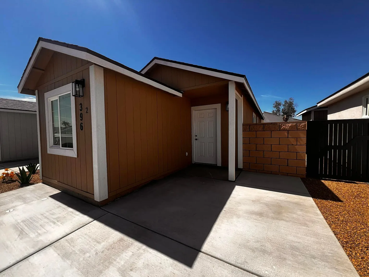 1 bed, 1.0 bath, 678 sqft, $1,250 — Photo 2