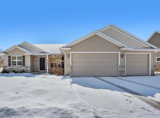 W5977 Daffodil Dr, APPLETON, WI 54915