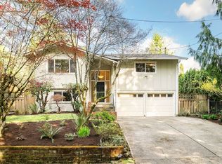 7422 SW 37th Ave, Portland, OR