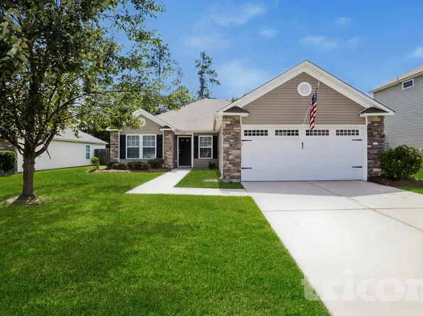 1204 Green Turf Ln, Elgin, SC 29045