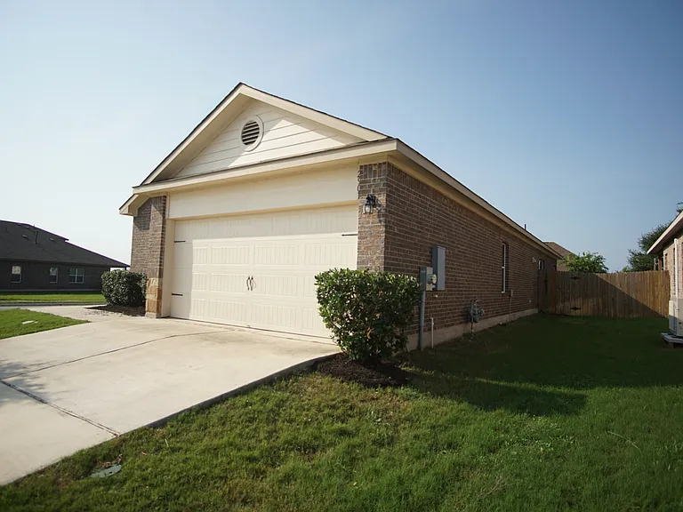 2901 Bridekirk Dr — Photo 41