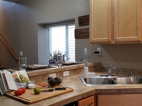 3rd image of 5301 35th St E #18-1