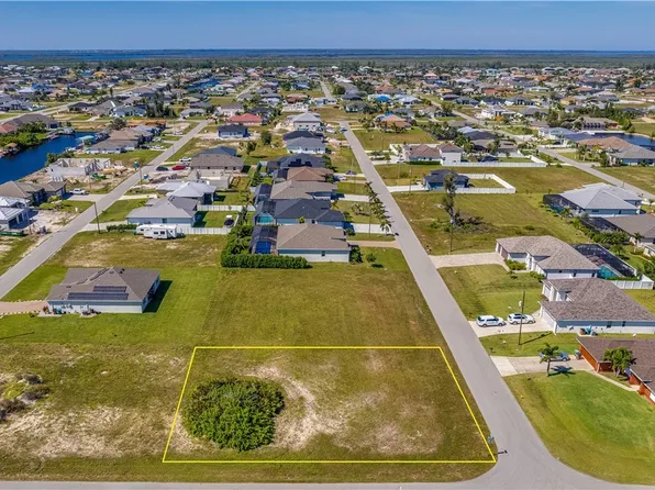 3300 NW 1st Ter, Cape Coral, FL 33993
