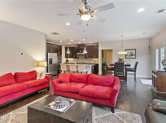 5th image of 327 Sawyer Meadow Way