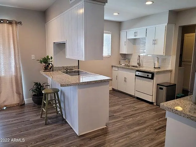 6701 N 42nd Dr — Photo 19