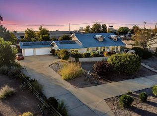 1348 Loma Del Cielo NW, Corrales, NM 87048