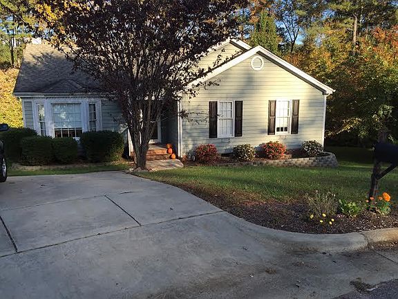 Old picture of front of house