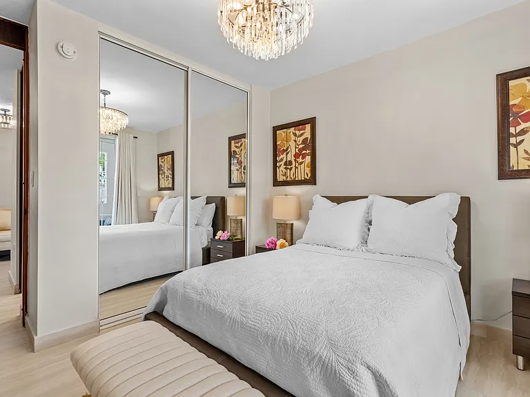 5103 Cond Royal Palm D101 — Photo 37