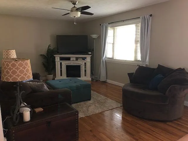 Living Room - Showing Furnished