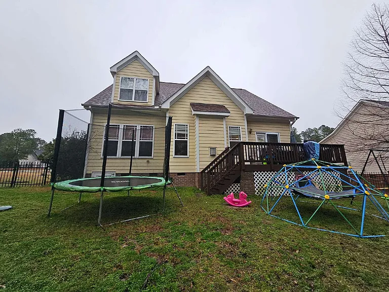 305 Skipping Water Dr — Photo 6