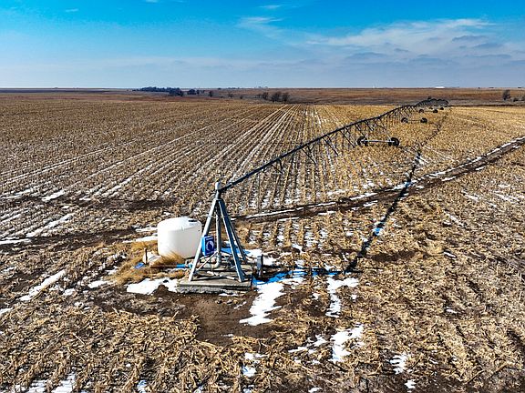 2nd image of 141 S Kaw Rd