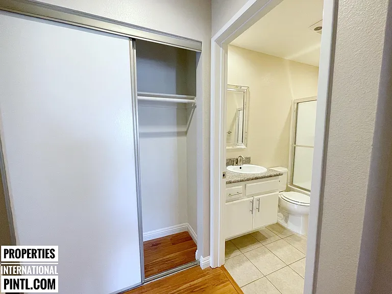 428 Hawthorne St — Photo 15