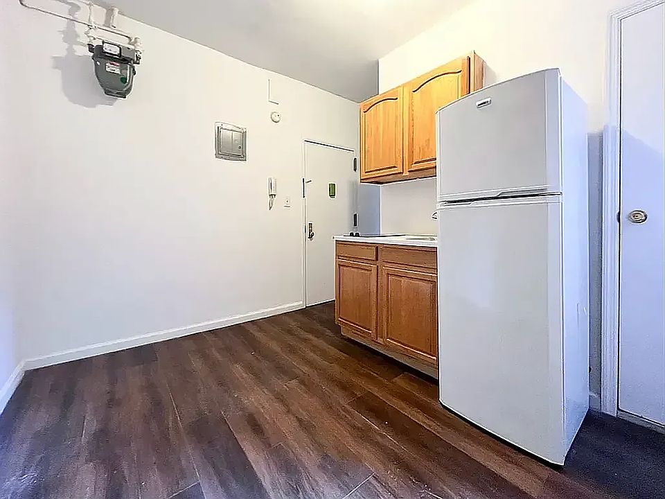 1st image of 70-80 Kenmare St #14A