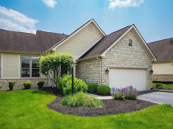 7969 Linksview Cir, Westerville, OH 43082