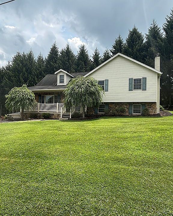 1st image of 691 College Lodge Rd