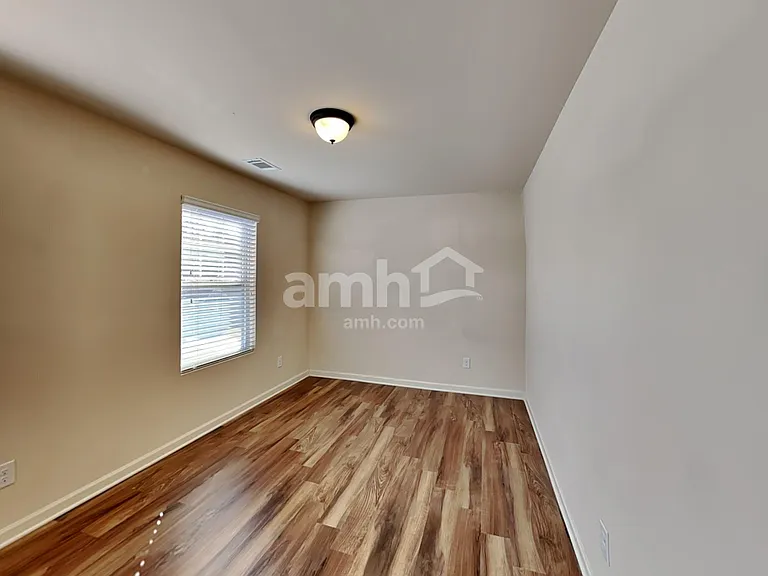 278 Scotland Dr — Photo 11
