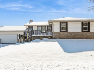 9320 Niagara Ln N, Maple Grove, MN 55369