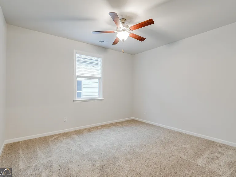 376 Caledonia Ct — Photo 42