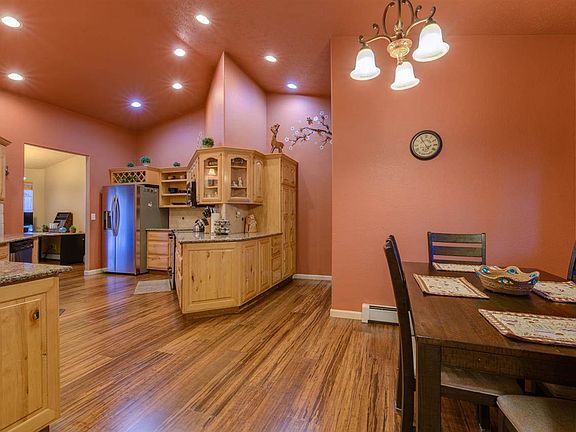 5th image of 2657 Catalina Dr