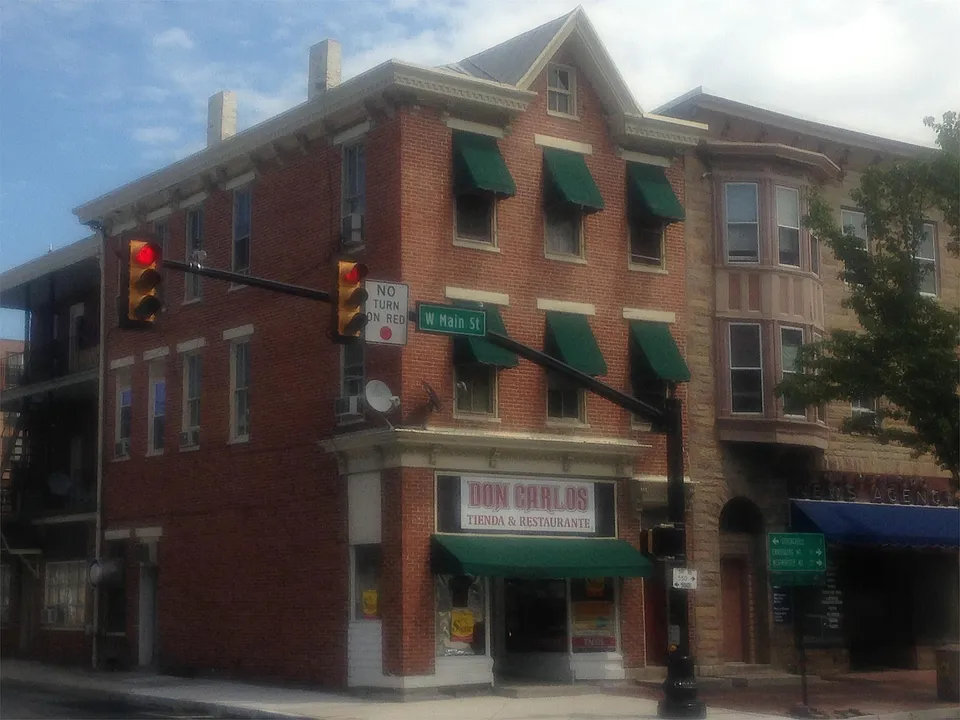 95-97 W Main St