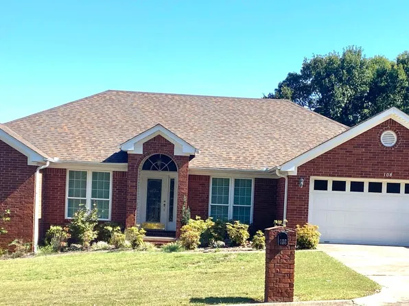 108 Waterside Dr, Maumelle, AR 72113