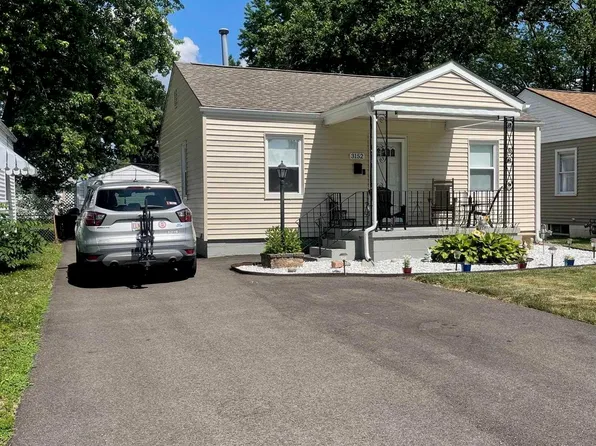 3152 S 5th St, Southern View, IL 62703