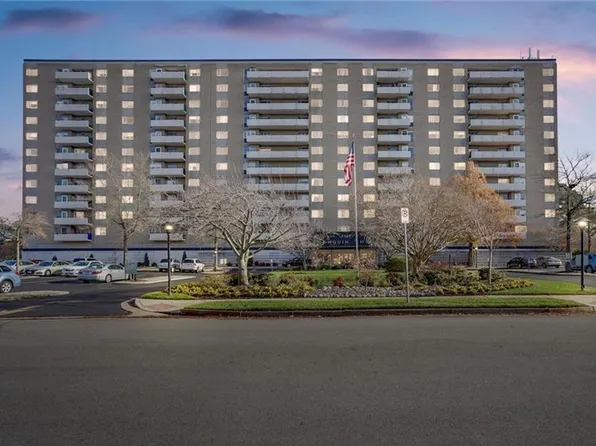 7320 Glenroie Ave APT 4G, Norfolk, VA 23505