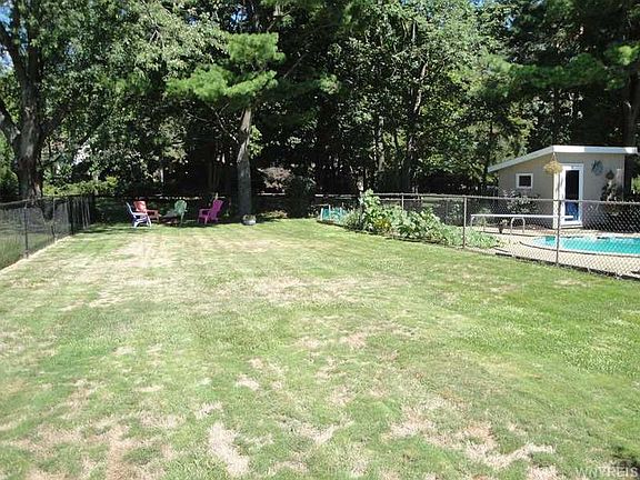 5th image of 50 Sherburn Dr