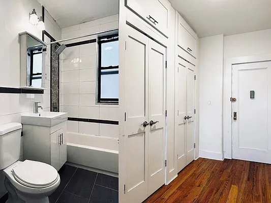 Rented by Quest Realty Sunnyside Corp | media 5