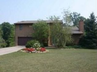 8334 Jakaro Dr, Cincinnati, OH 45255