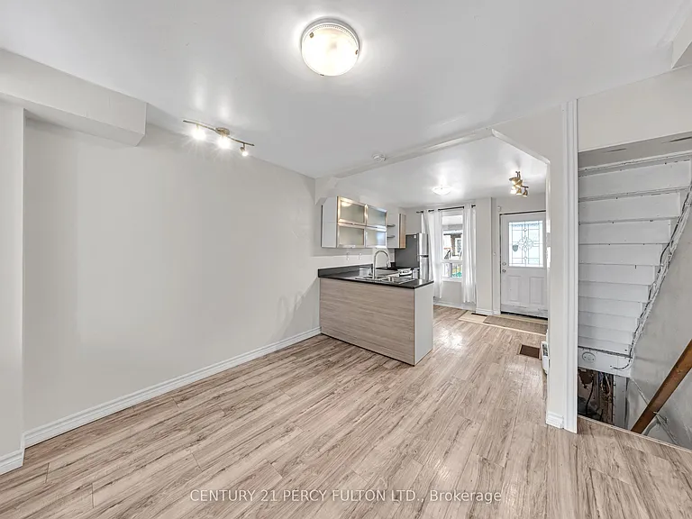 157 Olive Ave — Photo 17