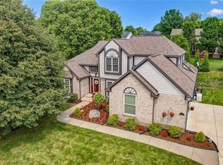 115 Crown Point Dr, Centerville, OH