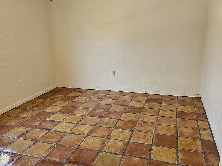 318 N Fremont Ave #2 — Photo 13
