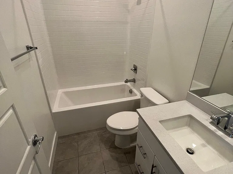1033 Sage Ln — Photo 6