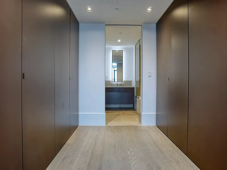 429 Kent Ave #807 — Photo 5