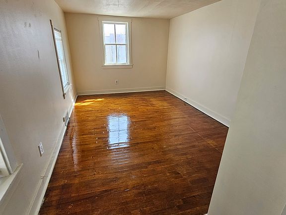 5th image of 1804 11th St #2