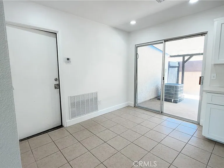 45007 Logue Ct — Photo 7