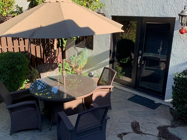 906 S Spaulding Ave — Photo 24